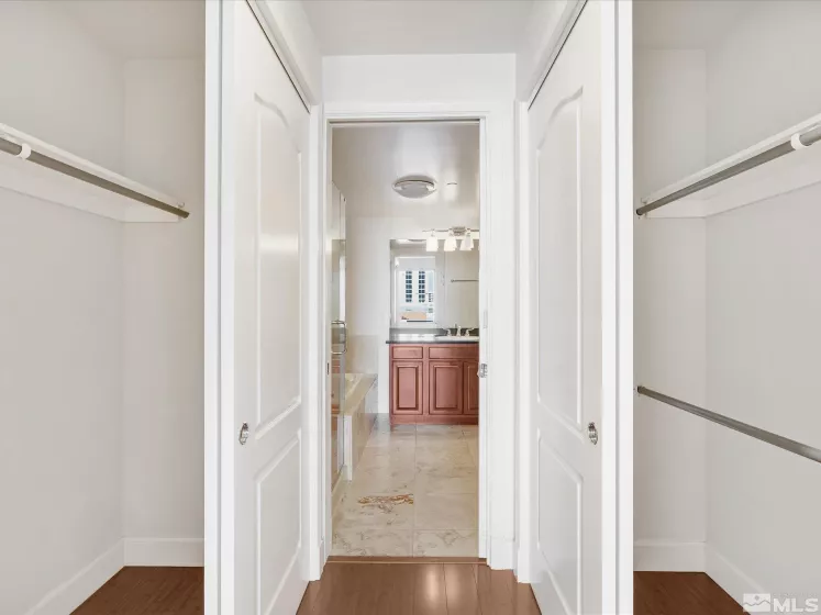 50 Sierra, Reno, Nevada 89501, 1 Bedroom Bedrooms, ,1 BathroomBathrooms,Residential,Residential,Sierra,250003755