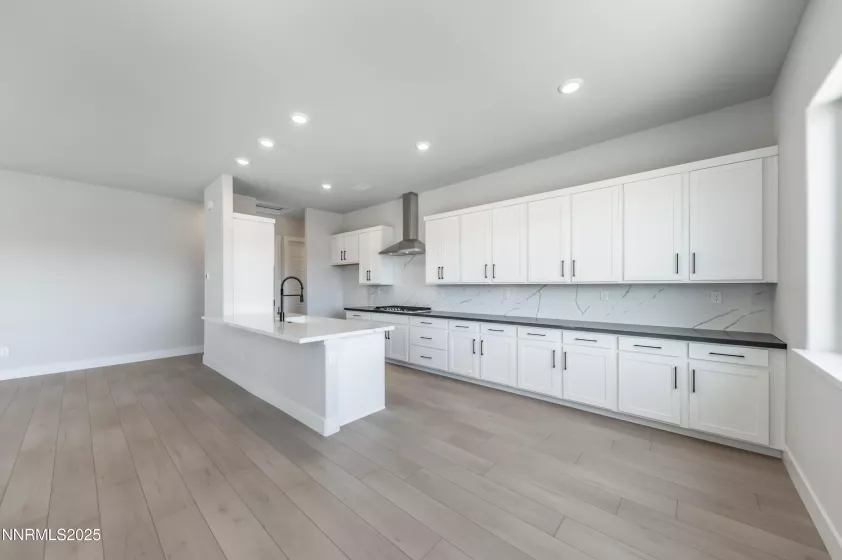 1357 Silver View, Sparks, Nevada 89436, 4 Bedrooms Bedrooms, ,4 BathroomsBathrooms,Residential,Residential,Silver View,250003740