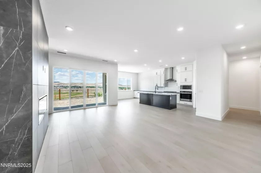 1325 Silver View, Sparks, Nevada 89436, 3 Bedrooms Bedrooms, ,4 BathroomsBathrooms,Residential,Residential,Silver View,250003748