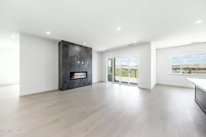 1325 Silver View, Sparks, Nevada 89436, 3 Bedrooms Bedrooms, ,4 BathroomsBathrooms,Residential,Residential,Silver View,250003748