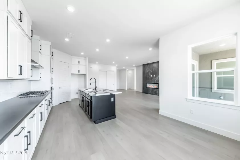 1325 Silver View, Sparks, Nevada 89436, 3 Bedrooms Bedrooms, ,4 BathroomsBathrooms,Residential,Residential,Silver View,250003748