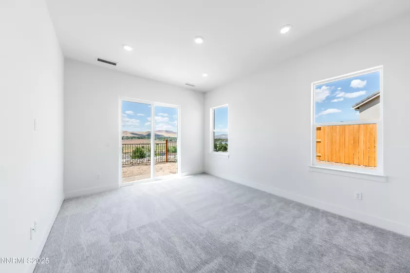 1325 Silver View, Sparks, Nevada 89436, 3 Bedrooms Bedrooms, ,4 BathroomsBathrooms,Residential,Residential,Silver View,250003748