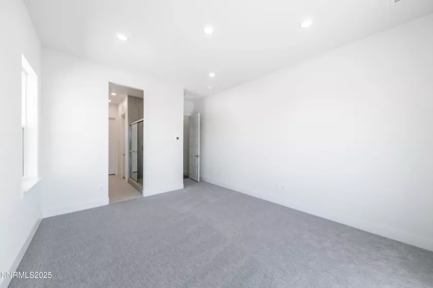 1325 Silver View, Sparks, Nevada 89436, 3 Bedrooms Bedrooms, ,4 BathroomsBathrooms,Residential,Residential,Silver View,250003748