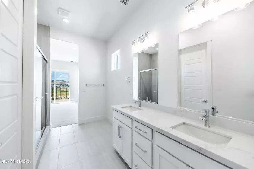 1325 Silver View, Sparks, Nevada 89436, 3 Bedrooms Bedrooms, ,4 BathroomsBathrooms,Residential,Residential,Silver View,250003748