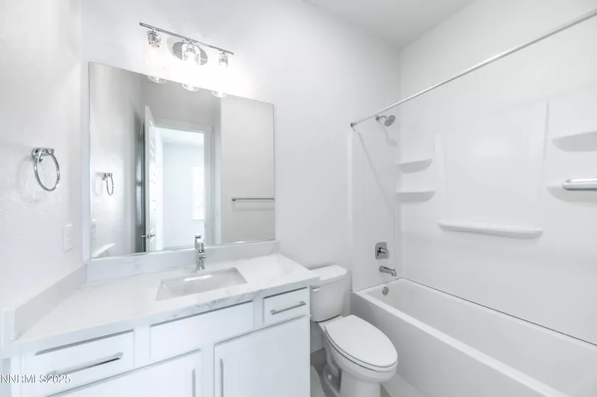1325 Silver View, Sparks, Nevada 89436, 3 Bedrooms Bedrooms, ,4 BathroomsBathrooms,Residential,Residential,Silver View,250003748