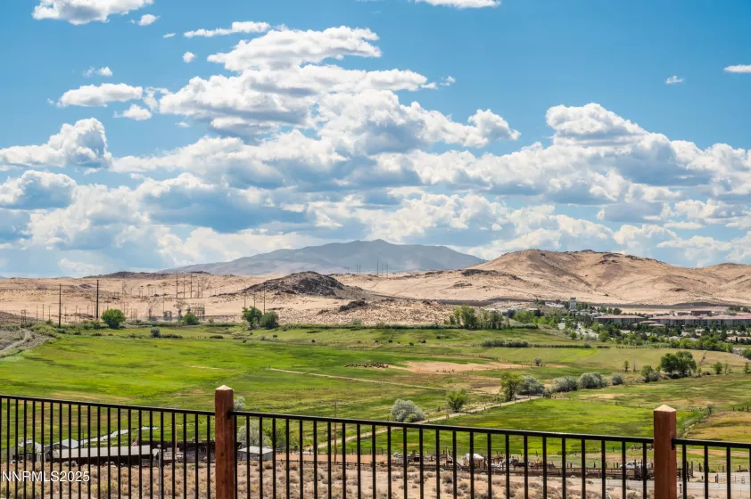 1325 Silver View, Sparks, Nevada 89436, 3 Bedrooms Bedrooms, ,4 BathroomsBathrooms,Residential,Residential,Silver View,250003748