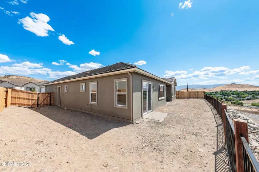 1325 Silver View, Sparks, Nevada 89436, 3 Bedrooms Bedrooms, ,4 BathroomsBathrooms,Residential,Residential,Silver View,250003748