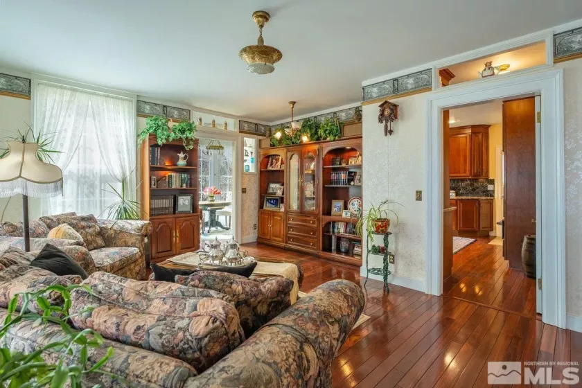 182 Mill, Genoa, Nevada 89411, 5 Bedrooms Bedrooms, ,3 BathroomsBathrooms,Residential,Residential,Mill,250003711
