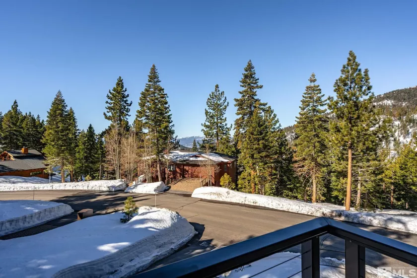 1005 Marlene, Incline Village, Nevada 89451, 4 Bedrooms Bedrooms, ,3 BathroomsBathrooms,Residential,Residential,Marlene,250003689