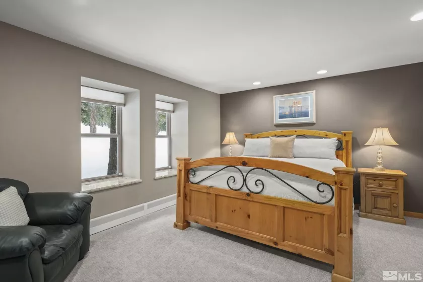 1005 Marlene, Incline Village, Nevada 89451, 4 Bedrooms Bedrooms, ,3 BathroomsBathrooms,Residential,Residential,Marlene,250003689