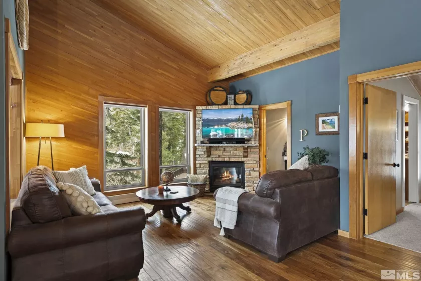 1005 Marlene, Incline Village, Nevada 89451, 4 Bedrooms Bedrooms, ,3 BathroomsBathrooms,Residential,Residential,Marlene,250003689