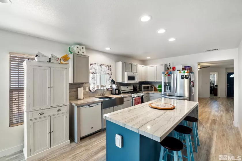 7721 Welsh, Reno, Nevada 89506, 4 Bedrooms Bedrooms, ,2 BathroomsBathrooms,Residential,Residential,Welsh,250003685