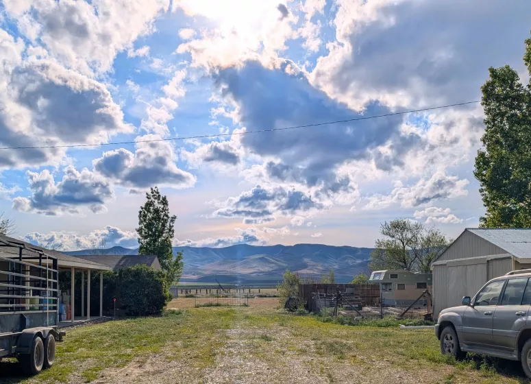 30700 Horse Creek, Orovada, Nevada 89425, 3 Bedrooms Bedrooms, ,2 BathroomsBathrooms,Residential,Residential,Horse Creek,250003648