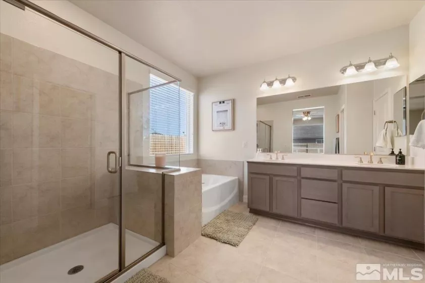 101 Cloud Berry, Sparks, Nevada 89441, 3 Bedrooms Bedrooms, ,2 BathroomsBathrooms,Residential,Residential,Cloud Berry,250006208