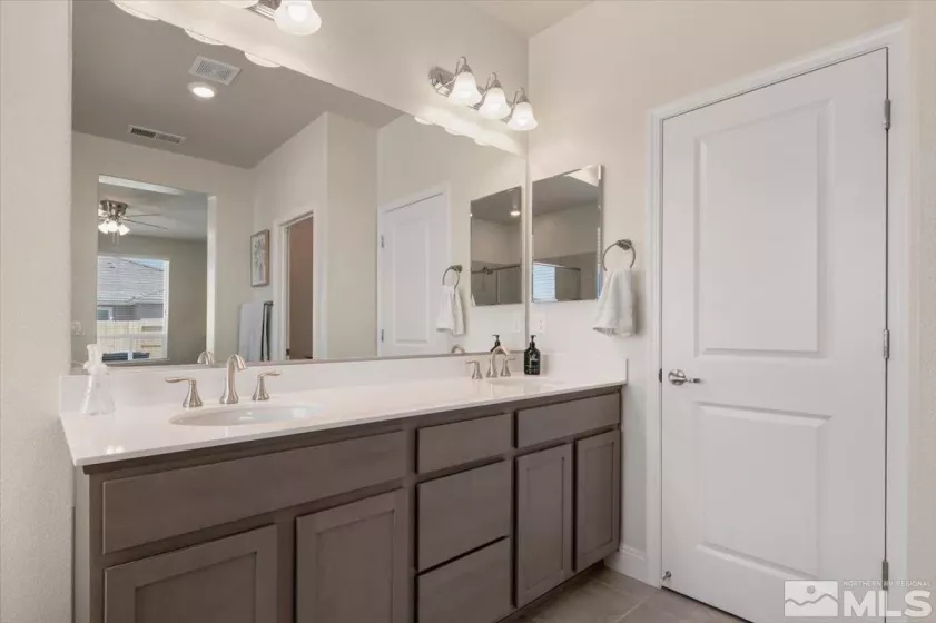 101 Cloud Berry, Sparks, Nevada 89441, 3 Bedrooms Bedrooms, ,2 BathroomsBathrooms,Residential,Residential,Cloud Berry,250006208