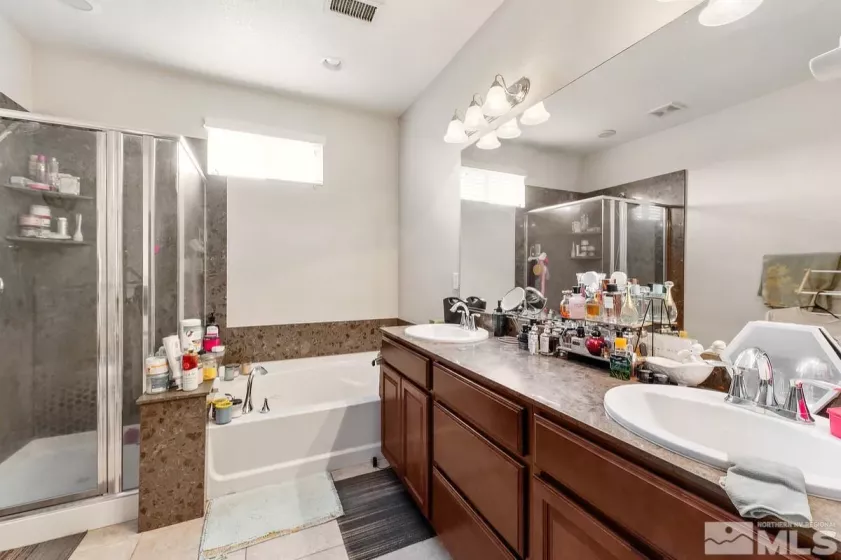 2020 Alamo Square, Reno, Nevada 89509, 3 Bedrooms Bedrooms, ,3 BathroomsBathrooms,Residential,Residential,Alamo Square,250003679
