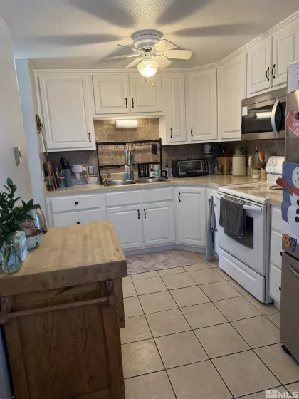 574 Prebble, Winnemucca, Nevada 89445, 4 Bedrooms Bedrooms, ,2 BathroomsBathrooms,Residential,Residential,Prebble,250003687