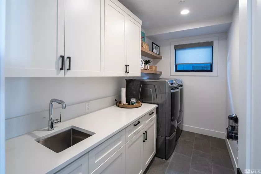 116 Sierra Colina, Stateline, Nevada 89449, 3 Bedrooms Bedrooms, ,5 BathroomsBathrooms,Residential,Residential,Sierra Colina,250003617