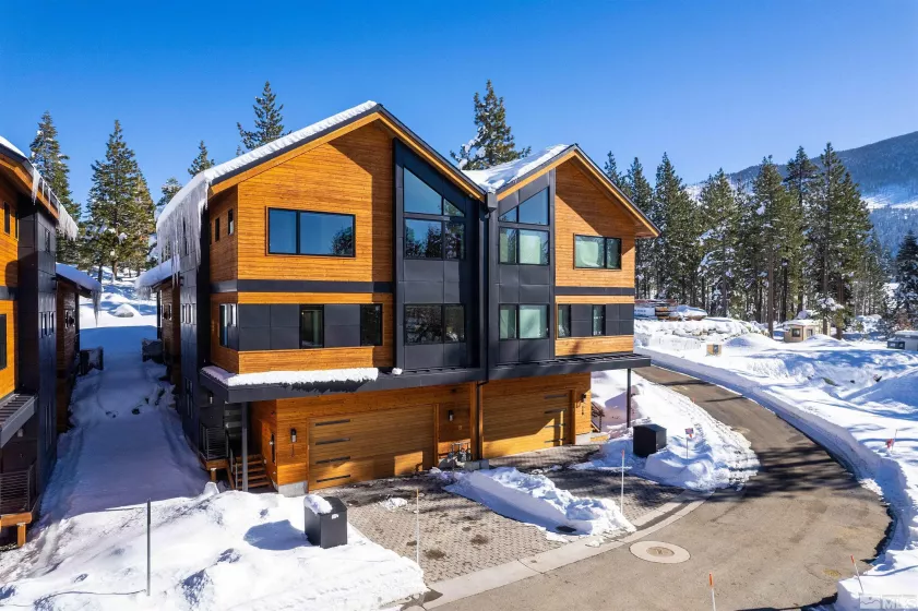 116 Sierra Colina, Stateline, Nevada 89449, 3 Bedrooms Bedrooms, ,5 BathroomsBathrooms,Residential,Residential,Sierra Colina,250003617