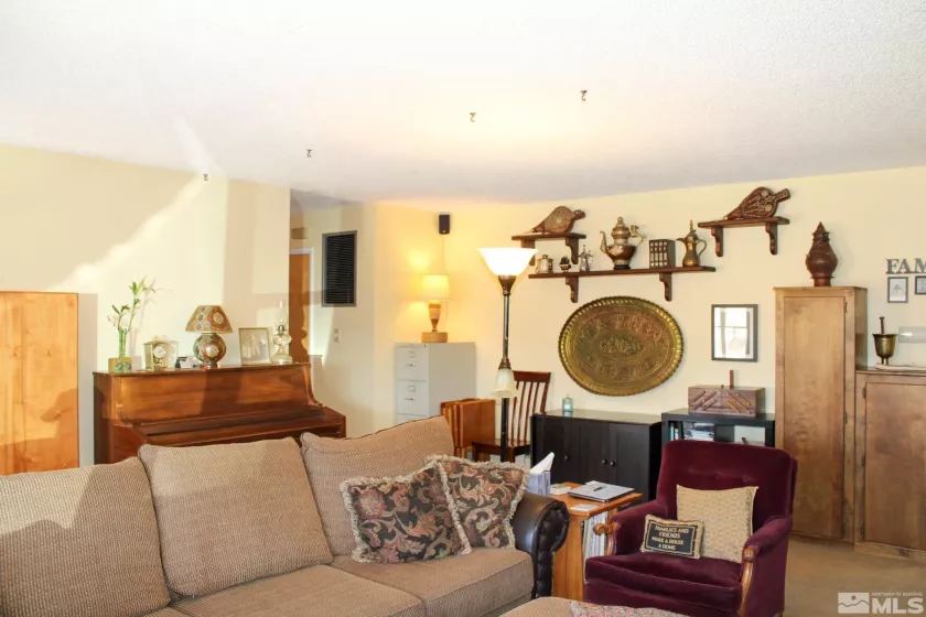 50 Canal, Fernley, Nevada 89408, 3 Bedrooms Bedrooms, ,2 BathroomsBathrooms,Residential,Residential,Canal,250003111