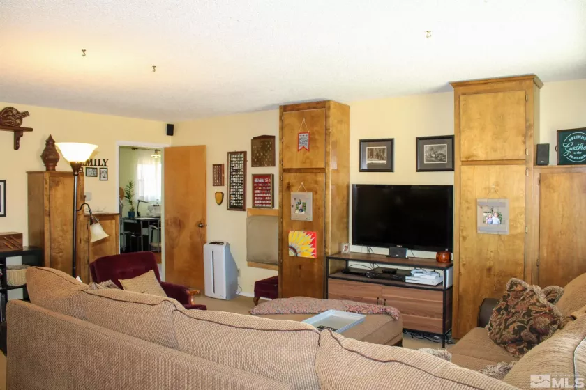 50 Canal, Fernley, Nevada 89408, 3 Bedrooms Bedrooms, ,2 BathroomsBathrooms,Residential,Residential,Canal,250003111