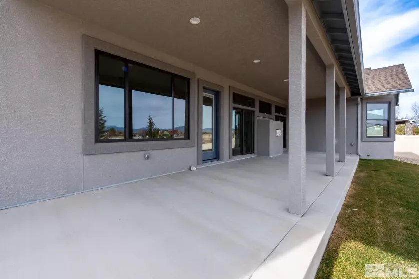 911 Holstein, Gardnerville, Nevada 89460, 4 Bedrooms Bedrooms, ,4 BathroomsBathrooms,Residential,Residential,Holstein,250003101