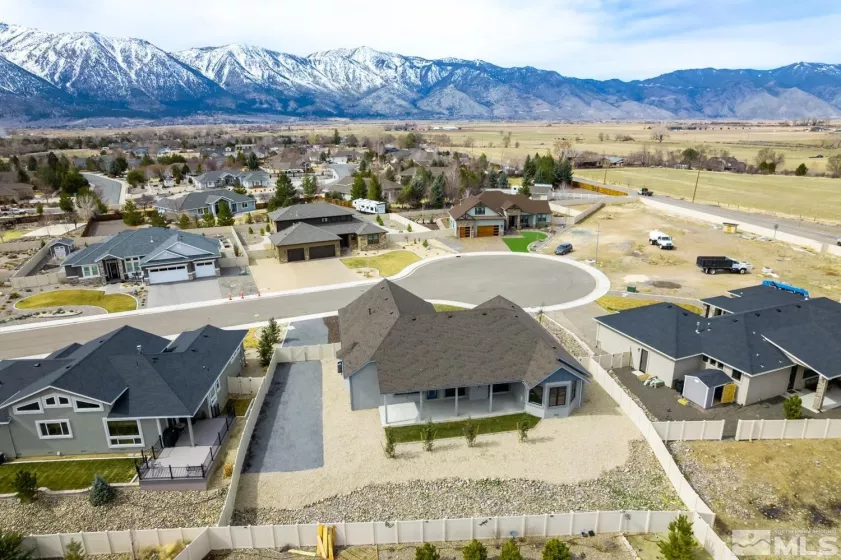 911 Holstein, Gardnerville, Nevada 89460, 4 Bedrooms Bedrooms, ,4 BathroomsBathrooms,Residential,Residential,Holstein,250003101