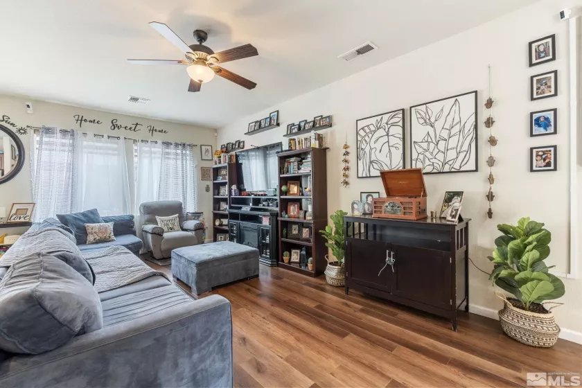 2369 Pintail, Carson City, Nevada 89701, 3 Bedrooms Bedrooms, ,3 BathroomsBathrooms,Residential,Residential,Pintail,250003069