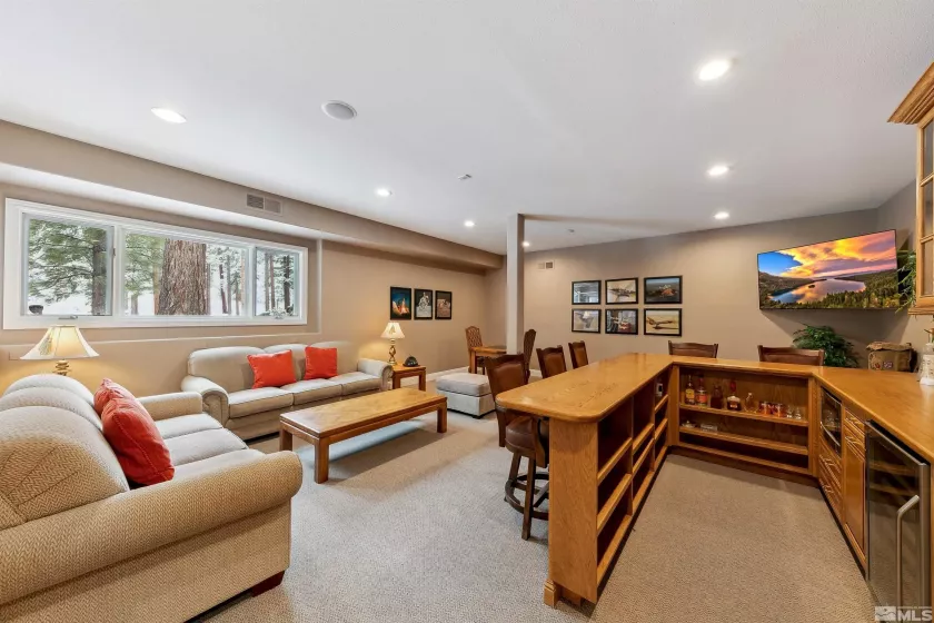 355 Blue Spruce, Reno, Nevada 89511, 4 Bedrooms Bedrooms, ,4 BathroomsBathrooms,Residential,Residential,Blue Spruce,250003034