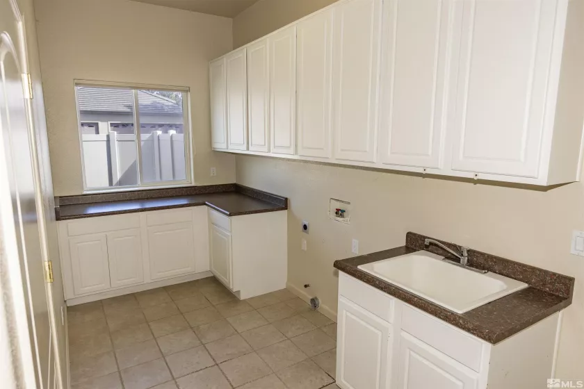 11725 Ocean View, Sparks, Nevada 89441, 5 Bedrooms Bedrooms, ,4 BathroomsBathrooms,Residential,Residential,Ocean View,250002602
