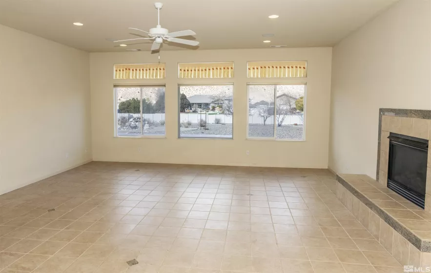 11725 Ocean View, Sparks, Nevada 89441, 5 Bedrooms Bedrooms, ,4 BathroomsBathrooms,Residential,Residential,Ocean View,250002602