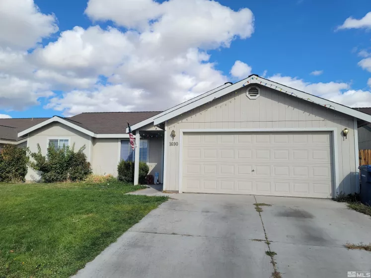 1690 Round Up, Fernley, Nevada 89408, 3 Bedrooms Bedrooms, ,2 BathroomsBathrooms,Residential,Residential,Round Up,250002466