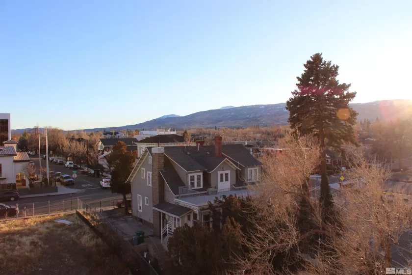 280 Island, Reno, Nevada 89501, 1 Bedroom Bedrooms, ,1 BathroomBathrooms,Residential,Residential,Island,250002472