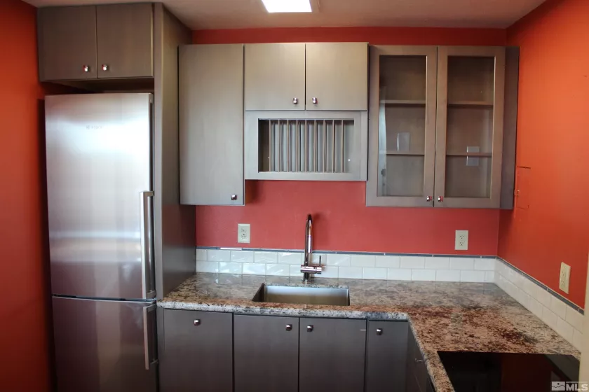 280 Island, Reno, Nevada 89501, 1 Bedroom Bedrooms, ,1 BathroomBathrooms,Residential,Residential,Island,250002472