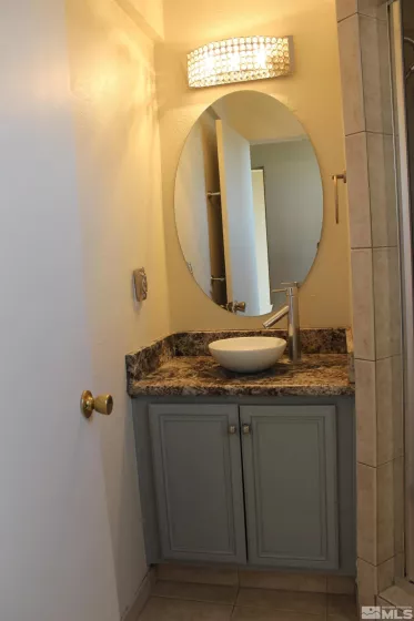 280 Island, Reno, Nevada 89501, 1 Bedroom Bedrooms, ,1 BathroomBathrooms,Residential,Residential,Island,250002472