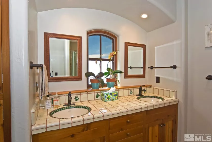 10 Dee, Smith Valley, Nevada 89444, 3 Bedrooms Bedrooms, ,3 BathroomsBathrooms,Residential,Residential,Dee,250002469