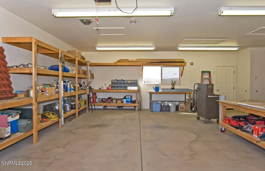10 Dee, Smith Valley, Nevada 89444, 3 Bedrooms Bedrooms, ,3 BathroomsBathrooms,Residential,Residential,Dee,250002469