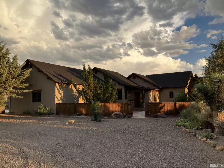 10 Dee, Smith Valley, Nevada 89444, 3 Bedrooms Bedrooms, ,3 BathroomsBathrooms,Residential,Residential,Dee,250002469