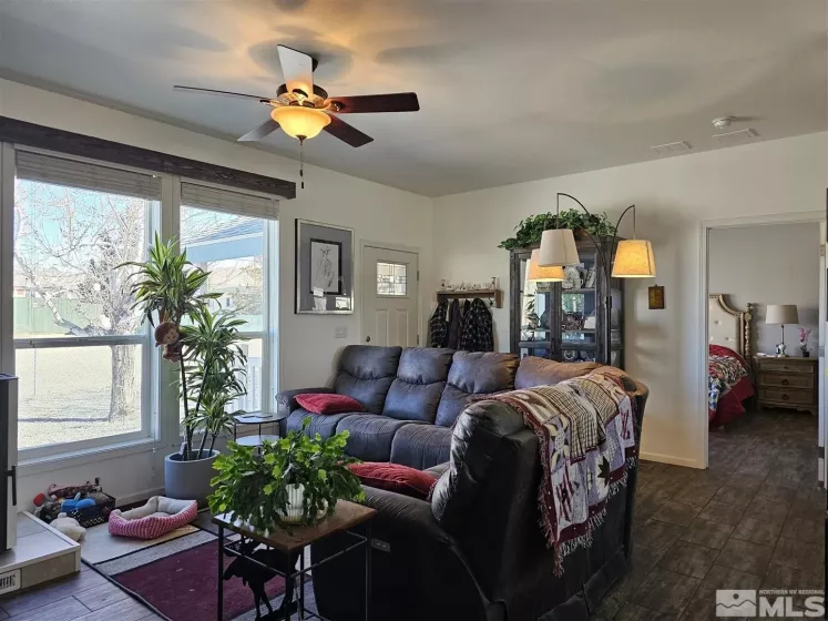 50 Whiteface, Yerington, Nevada 89447, 3 Bedrooms Bedrooms, ,2 BathroomsBathrooms,Residential,Residential,Whiteface,250002454