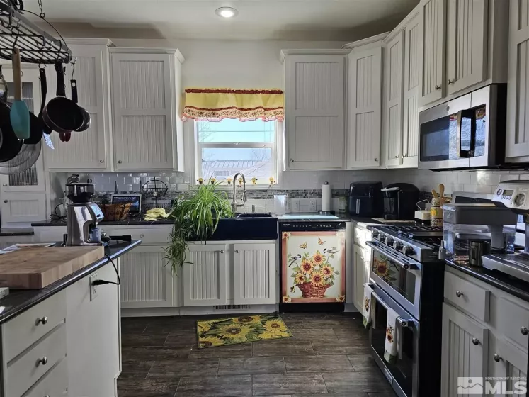 50 Whiteface, Yerington, Nevada 89447, 3 Bedrooms Bedrooms, ,2 BathroomsBathrooms,Residential,Residential,Whiteface,250002454