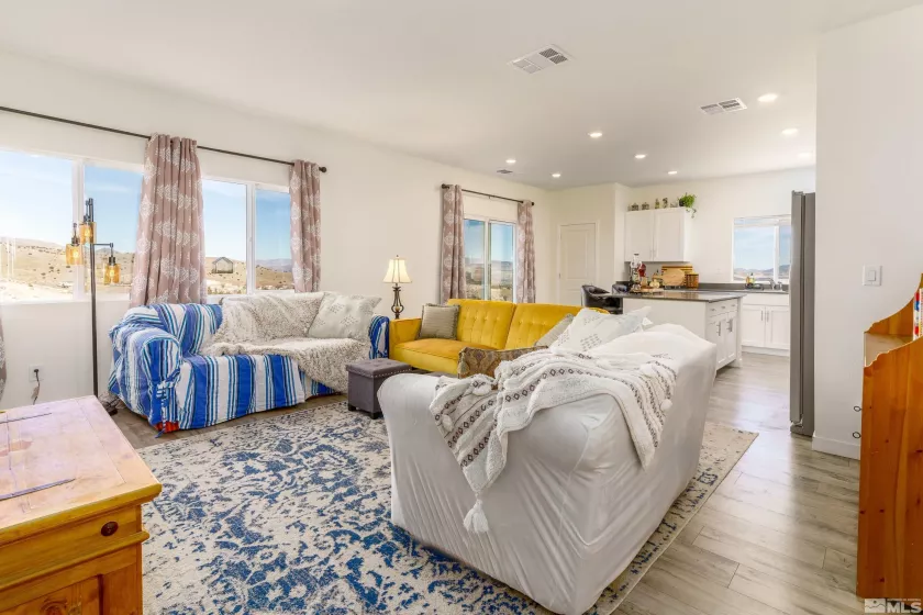 1795 Dream Catcher, Sun Valley, Nevada 89433, 4 Bedrooms Bedrooms, ,3 BathroomsBathrooms,Residential,Residential,Dream Catcher,250002352