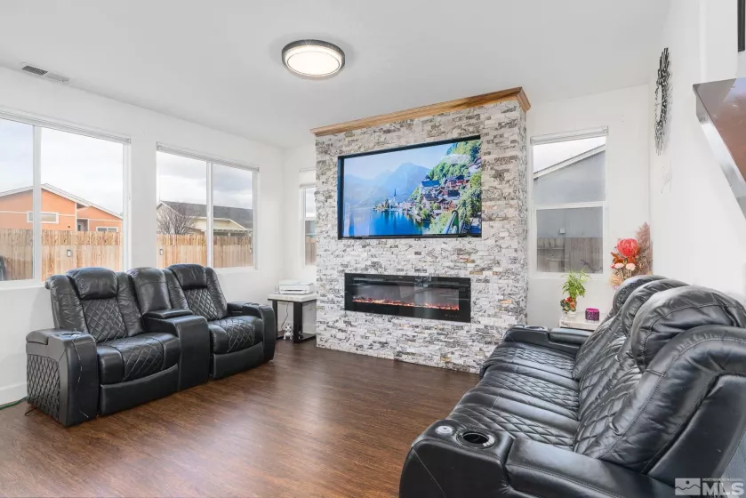 9341 Lagoon, Reno, Nevada 89506, 5 Bedrooms Bedrooms, ,3 BathroomsBathrooms,Residential,Residential,Lagoon,250002217