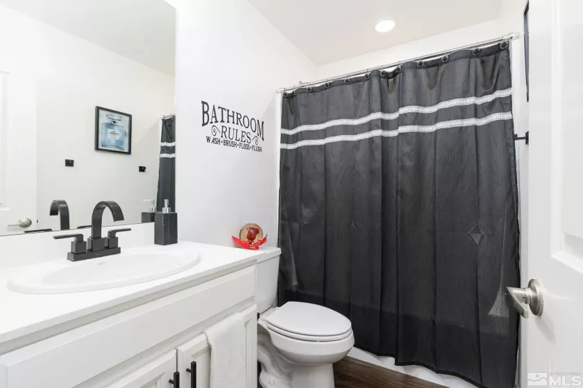 9341 Lagoon, Reno, Nevada 89506, 5 Bedrooms Bedrooms, ,3 BathroomsBathrooms,Residential,Residential,Lagoon,250002217