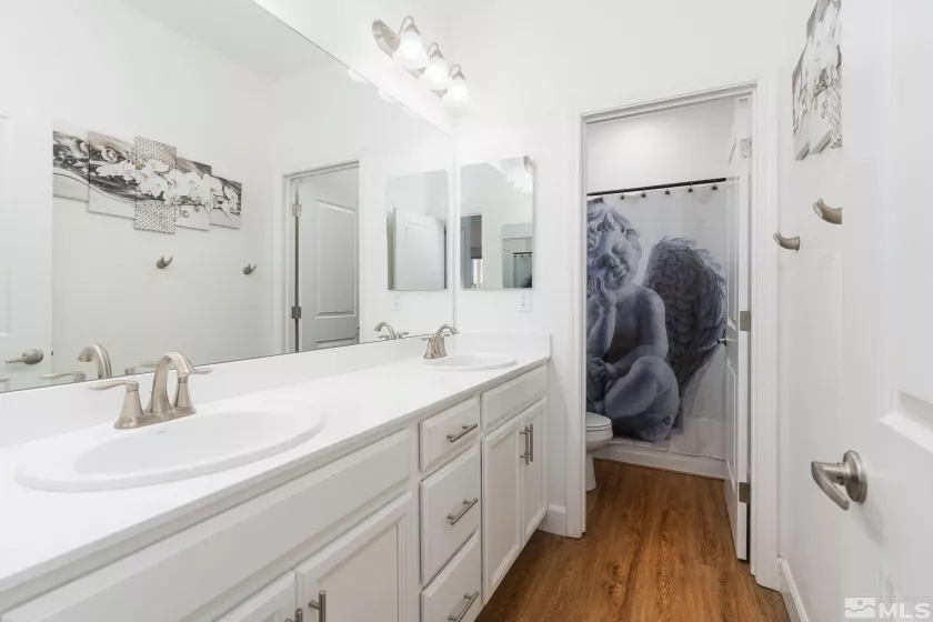 9341 Lagoon, Reno, Nevada 89506, 5 Bedrooms Bedrooms, ,3 BathroomsBathrooms,Residential,Residential,Lagoon,250002217
