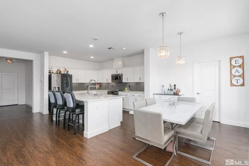 9341 Lagoon, Reno, Nevada 89506, 5 Bedrooms Bedrooms, ,3 BathroomsBathrooms,Residential,Residential,Lagoon,250002217