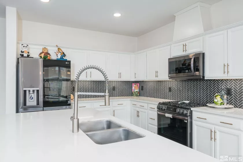9341 Lagoon, Reno, Nevada 89506, 5 Bedrooms Bedrooms, ,3 BathroomsBathrooms,Residential,Residential,Lagoon,250002217