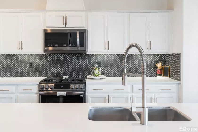 9341 Lagoon, Reno, Nevada 89506, 5 Bedrooms Bedrooms, ,3 BathroomsBathrooms,Residential,Residential,Lagoon,250002217