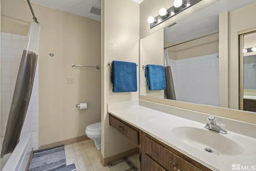 2555 Clear Acre, Reno, Nevada 89512, 2 Bedrooms Bedrooms, ,2 BathroomsBathrooms,Residential,Residential,Clear Acre,250002148