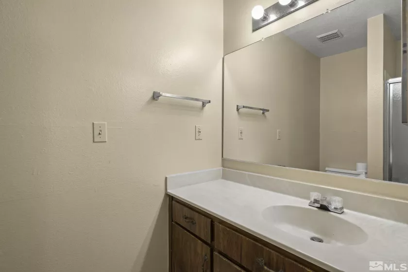 2555 Clear Acre, Reno, Nevada 89512, 2 Bedrooms Bedrooms, ,2 BathroomsBathrooms,Residential,Residential,Clear Acre,250002148