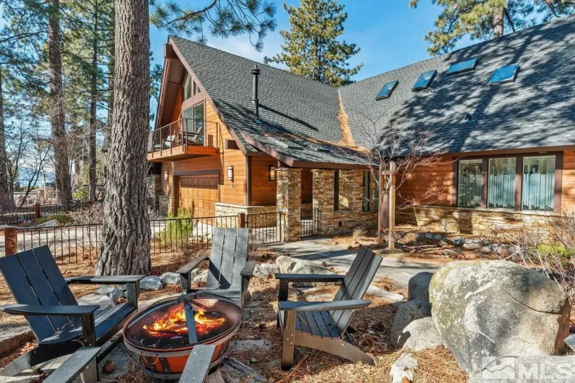 88 Skyland, Zephyr Cove, Nevada 89448, 3 Bedrooms Bedrooms, ,5 BathroomsBathrooms,Residential,Residential,Skyland,250002105
